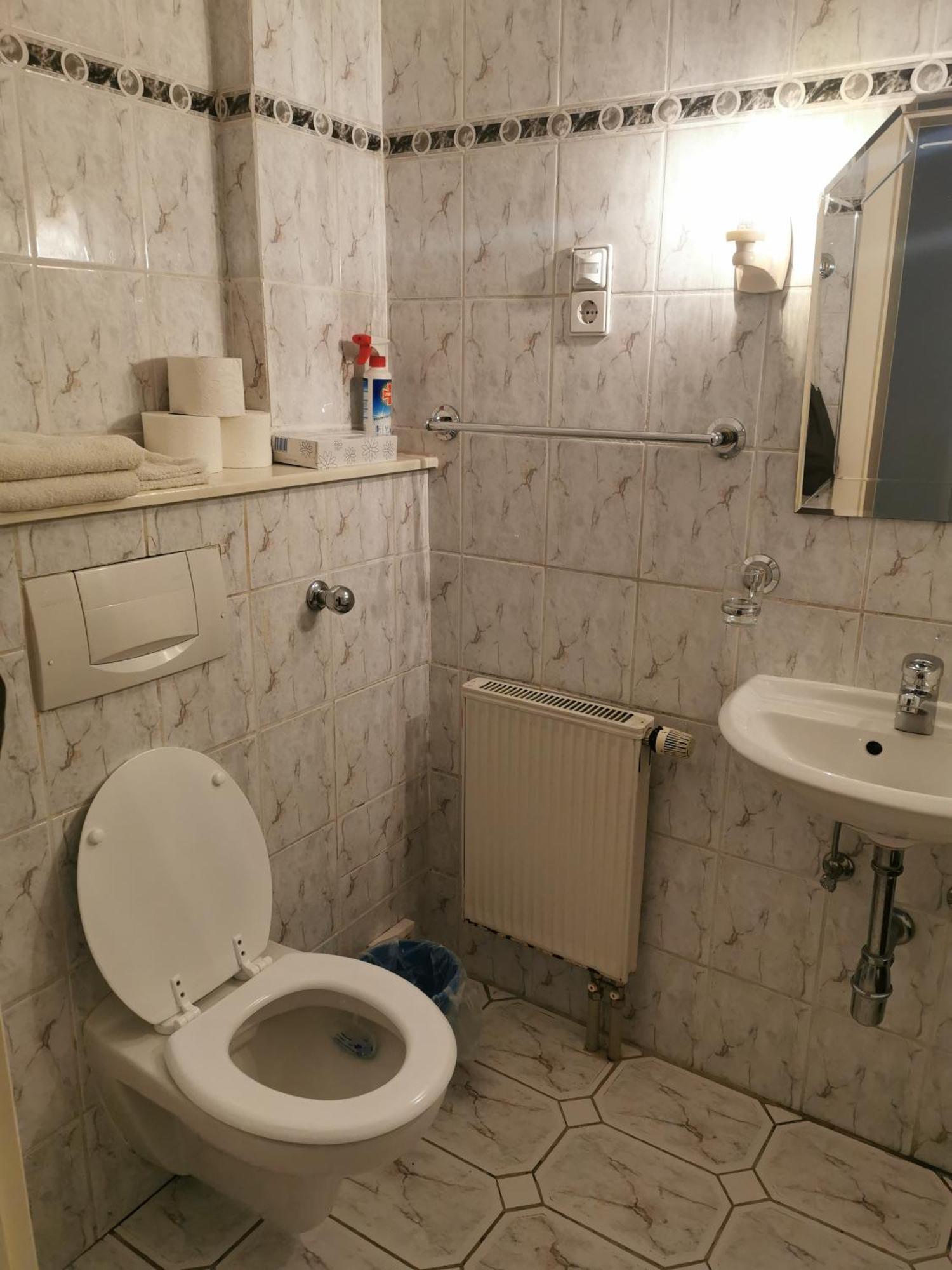 Ferienunterkuenfte In Sievering Mit Self-Check-In Вена Экстерьер фото